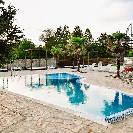 Hotel комплекс копитото 3*