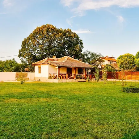 комплекс копитото Hotel 3*